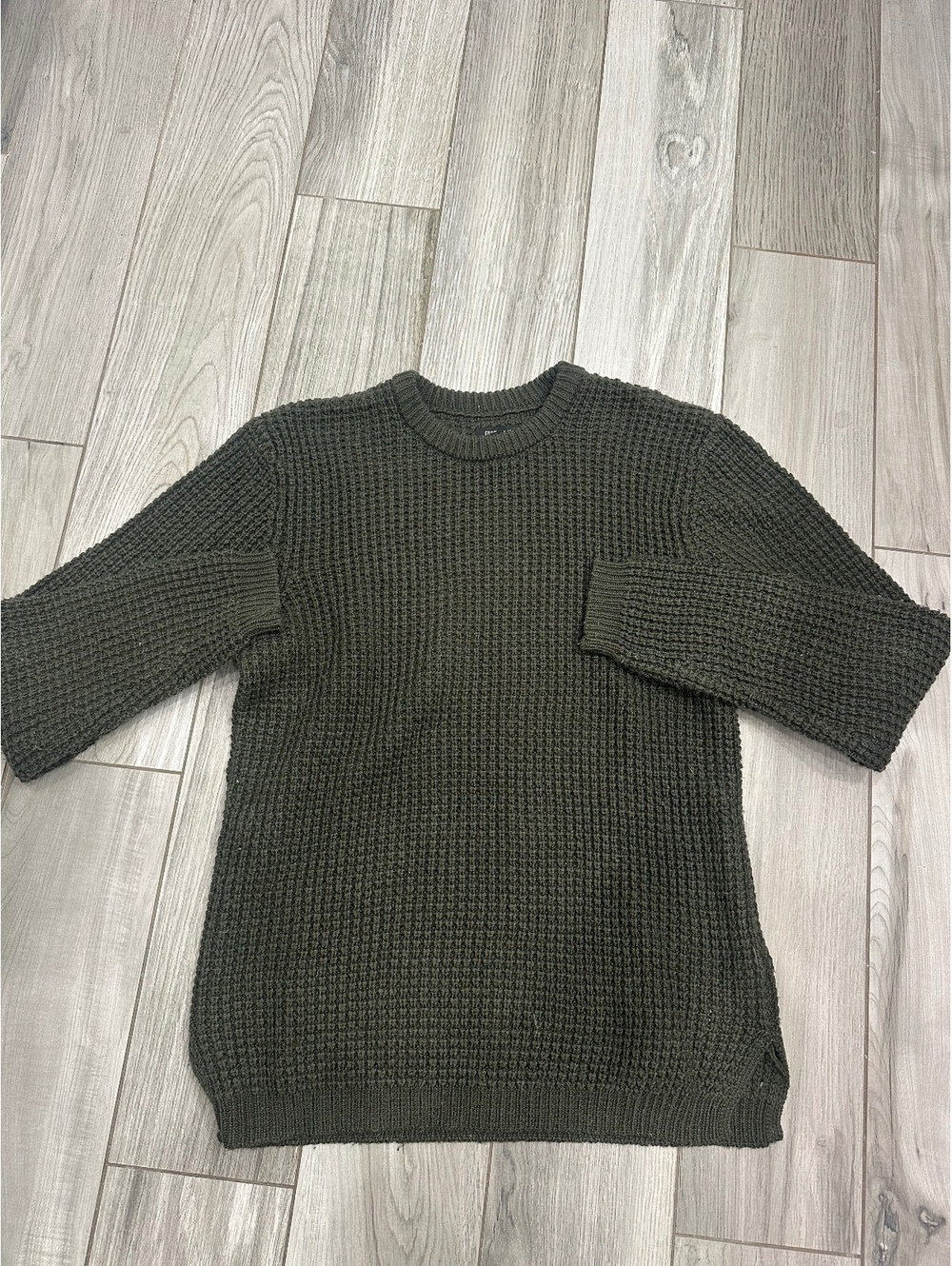Forever 21 Men's Olive Green Waffle Knit Pullover Sweater Size S